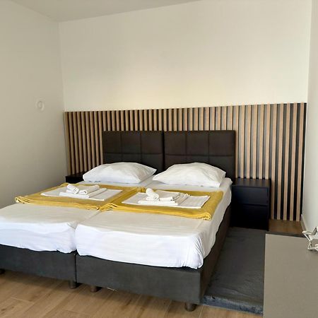 נובליה Apartmani Tatjana מראה חיצוני תמונה