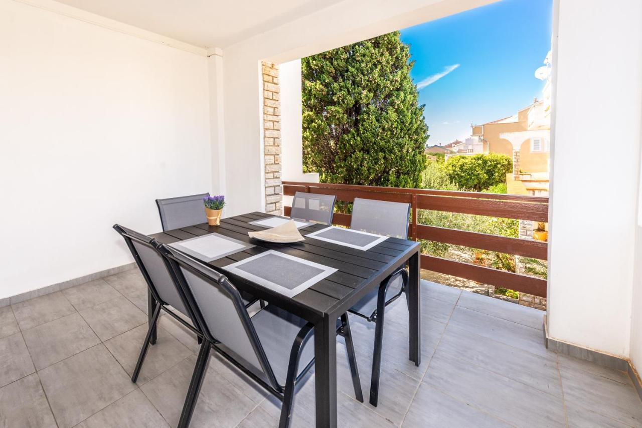 נובליה Apartmani Tatjana מראה חיצוני תמונה