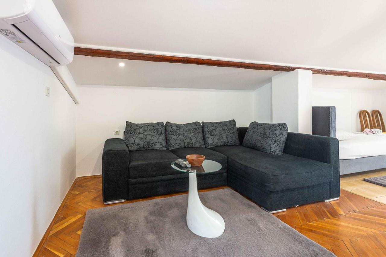 נובליה Apartmani Tatjana מראה חיצוני תמונה