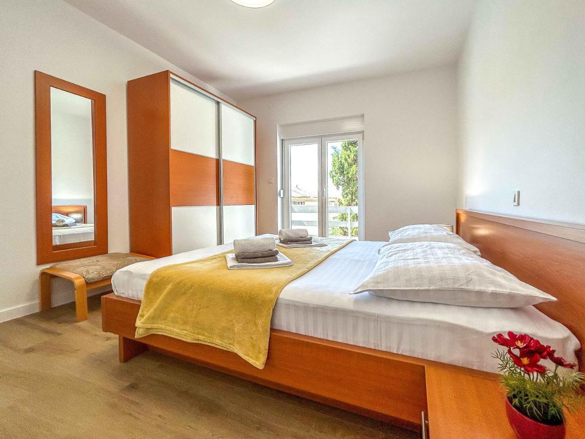 נובליה Apartmani Tatjana מראה חיצוני תמונה